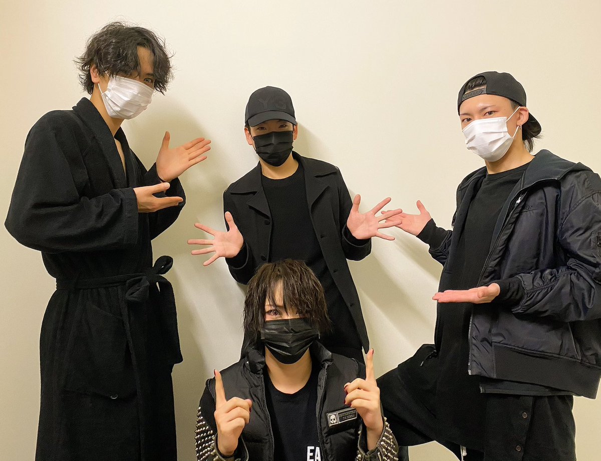 茅野さん、ありがとうございます。 始まりの3人と。 また会おうね。